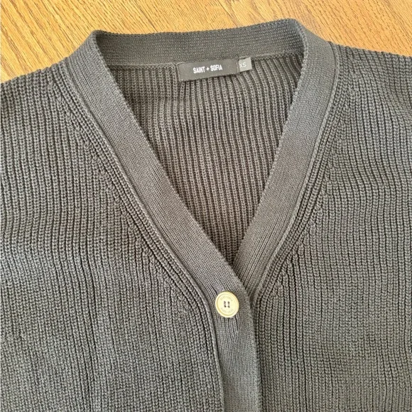 Black cardigan Sweater - Picture 2 of 4